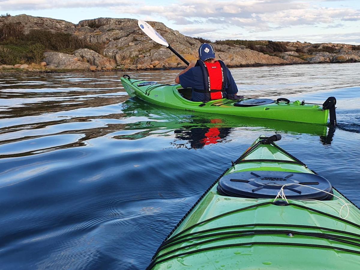 Skaergardsidyll Pa Bjoerkoe Med Gangavstand Till Havet Skarvik 外观 照片